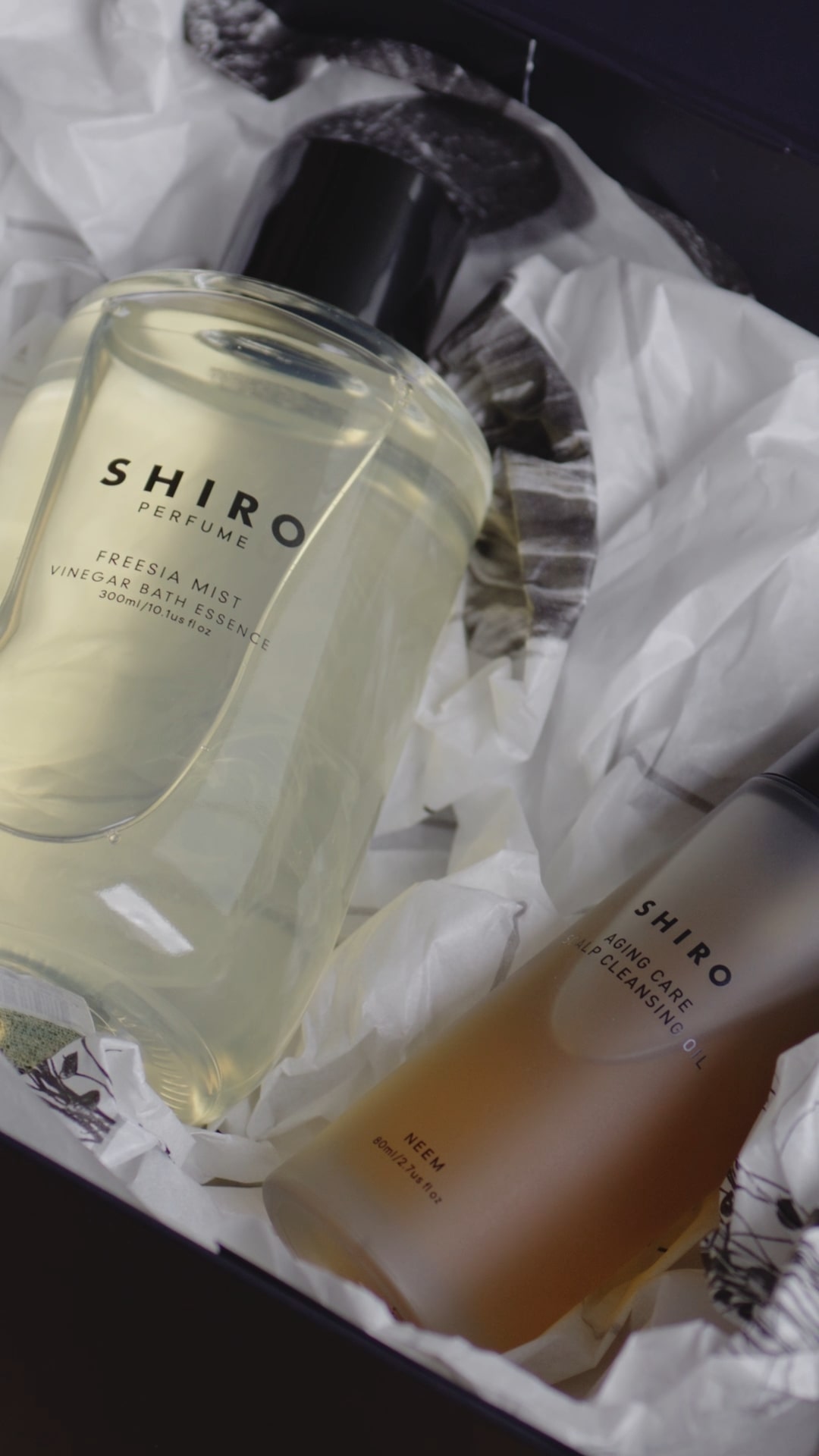 SHIRO Gift